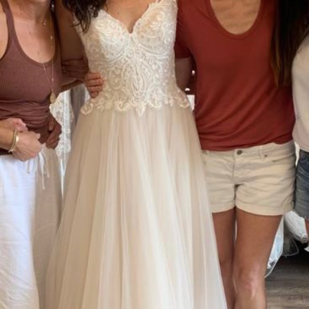 Allure Bridals wedding gown - Picture 2 of 4